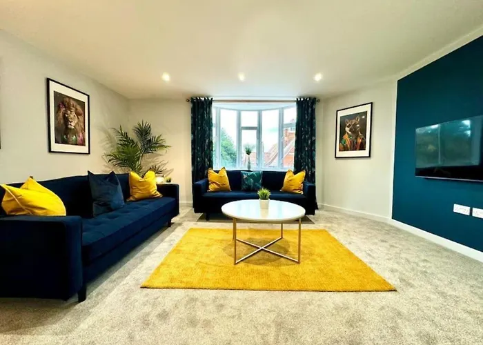 New 2 Bedroom Ground Floor Easy Access